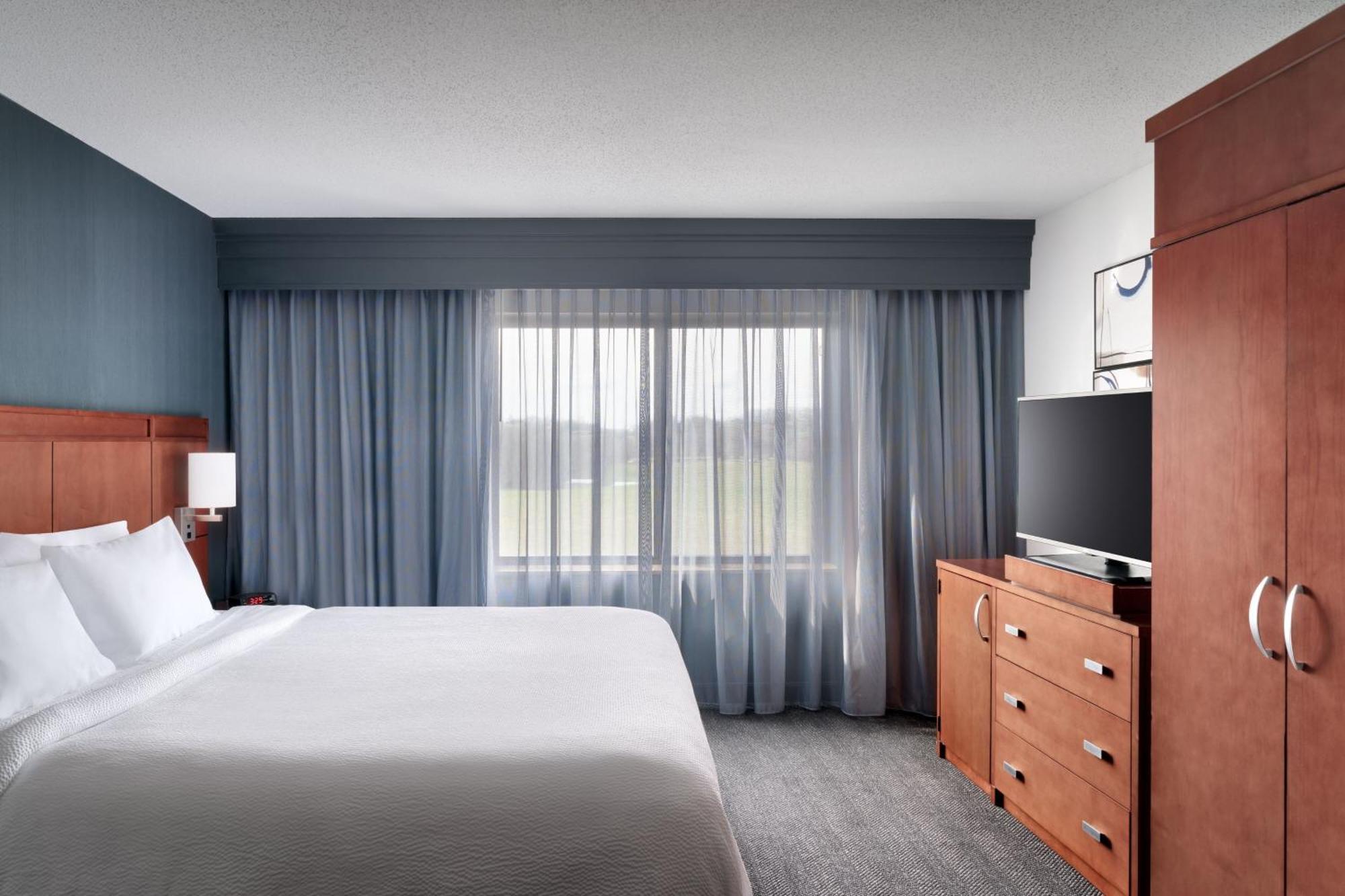 Courtyard By Marriott Johnson City Esterno foto